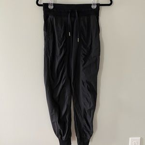 lululemon dance studio jogger
